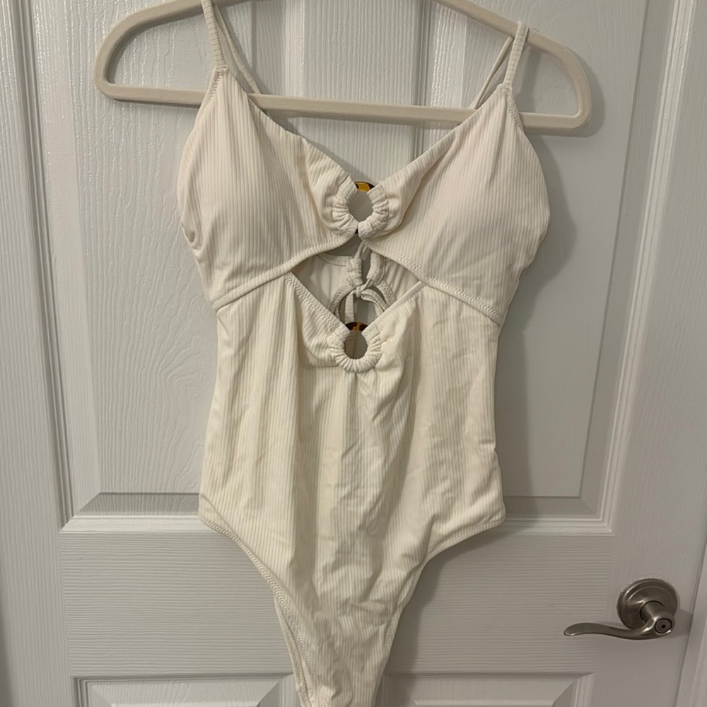 Shade and Shore Cream One Piece Swimsuit